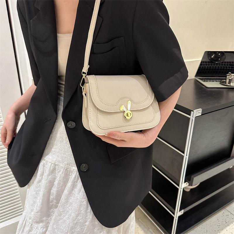 Street Style Small Square Pu Shoulder Bag With Lock Closure For Daily Casual Use