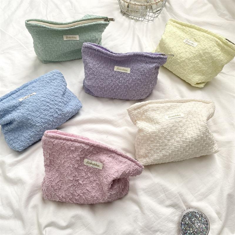 Cute Makeup Bag for Women Portable Cosmetic Organizer with Zipper Travel Toiletry Bag for Brushes Lipstick, Cushion