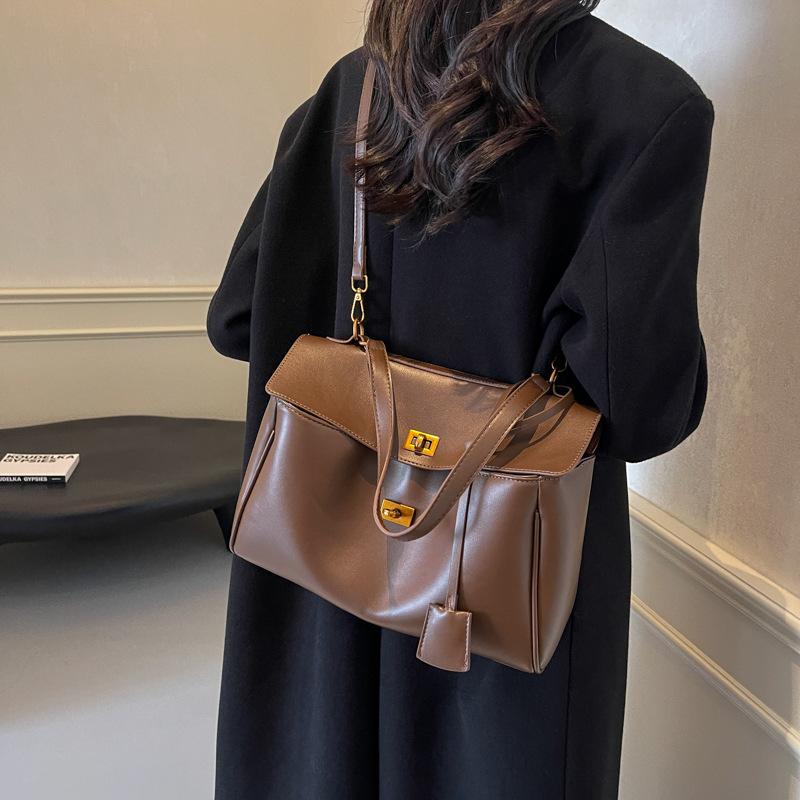 Large Capacity Bag Women's Versatile New Casual Messenger Shoulder Bag Tote Bag