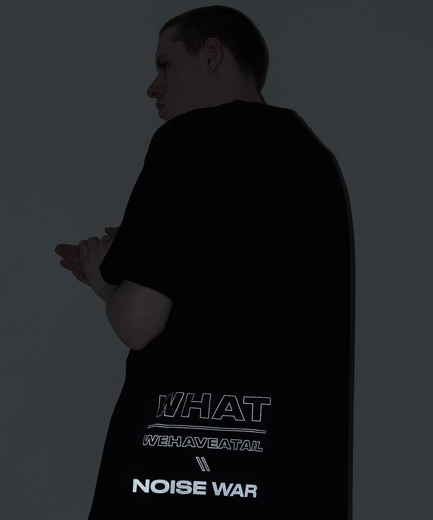 Wihaebeueoteil Reflective Side Logo Tshirts (Black)