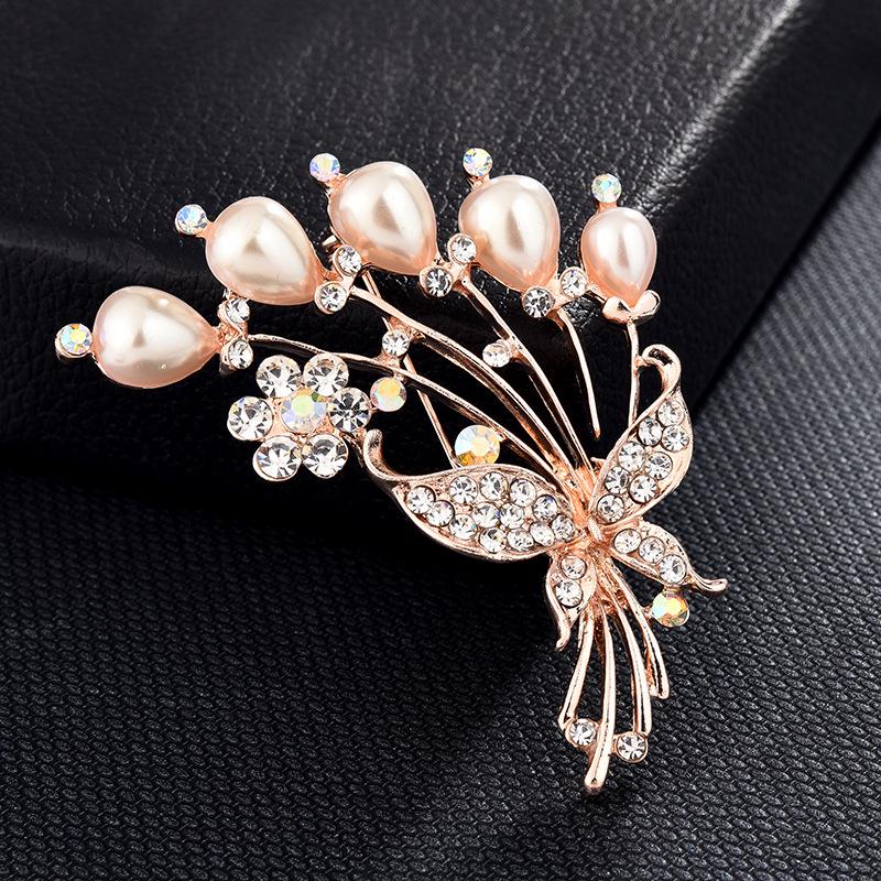 High-End Korean Alloy Scarf Buckle with Diamond, Pearl, and Brooch Pin Accessories