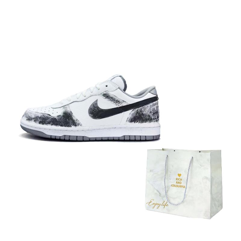 

Nike Big Panda Leather Abrasion Resistant Lightweight Low top Skateboard Shoes Unisex Black White 355152-106() 40