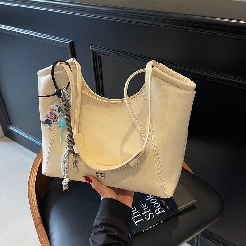 

Large-capacity Commuter Bag Women s New Versatile Shoulder Casual Handbag No pendant