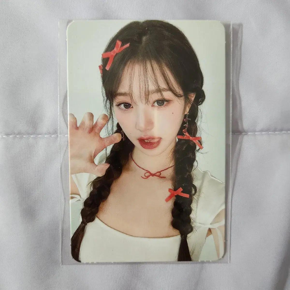 

IVE Фотокарточка Wonyoung Amuse