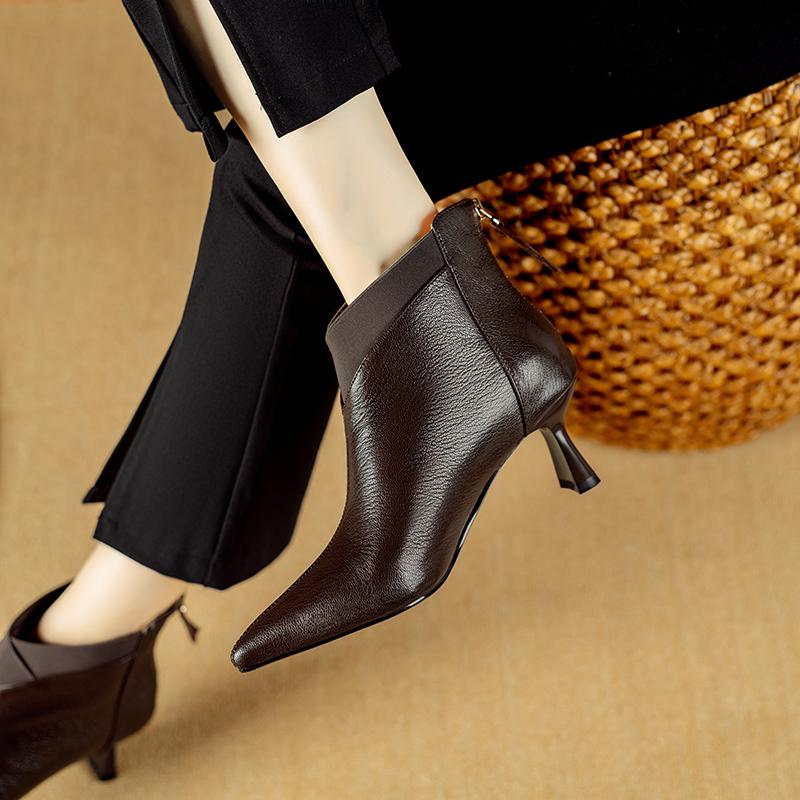 Fashion 2024 New Autumn Winter Women Boots Genuine Leather Short Boots for Women Fashion Pointed Toe Ladies Shoes Modern Chelsea Boots