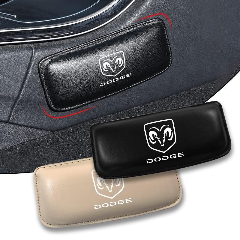 Skórzany Nakolannik Poduszka Wnętrza Samochodu Wygodna Elastyczna Poduszka dla Dodge Journey Caliber SXT DART Challenger RAM Charger Avengr Akcesoria