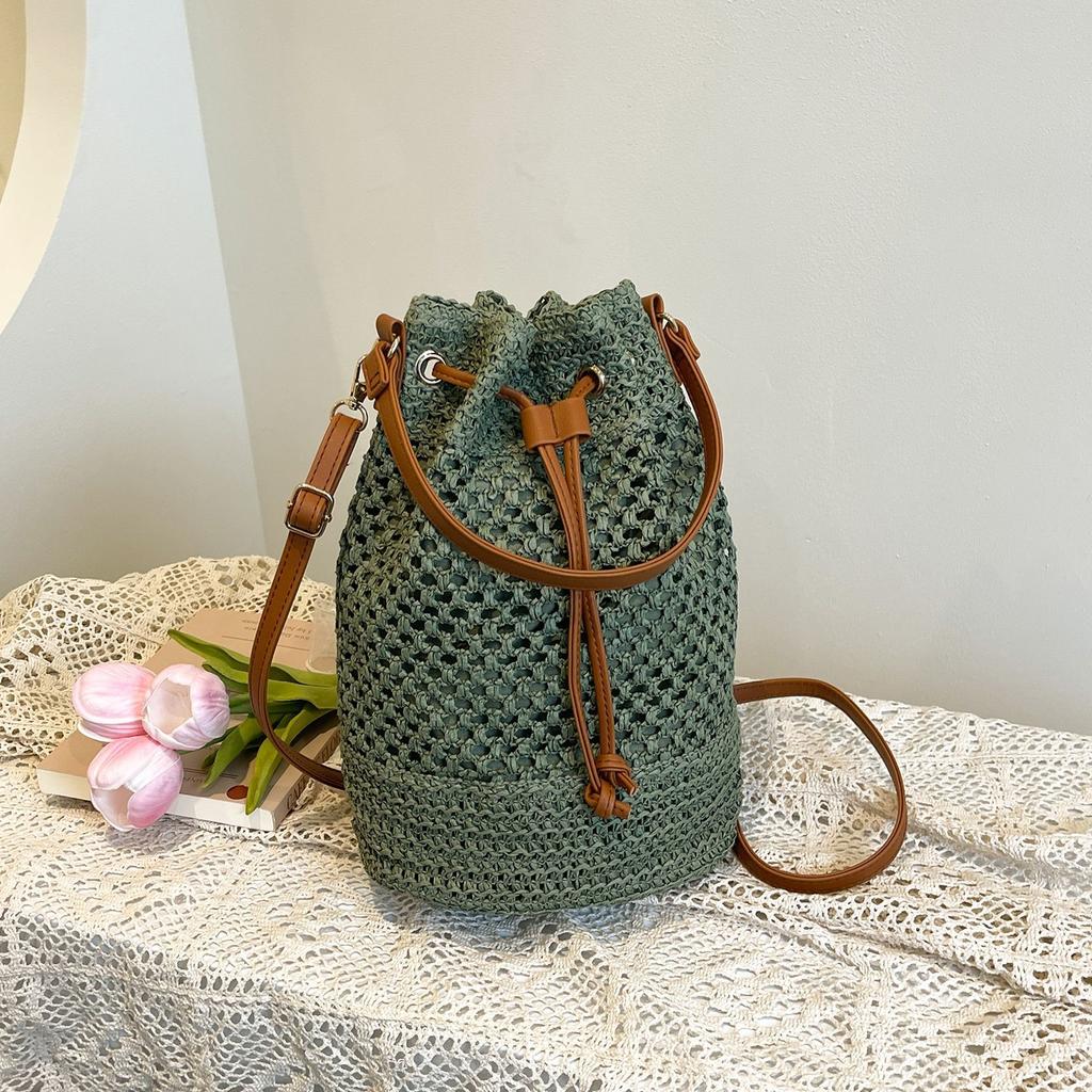 This Year's Popular Woven Bag Women's Large-capacity 2025 New Niche Versatile Seaside Vacation Messenger Bucket Bag