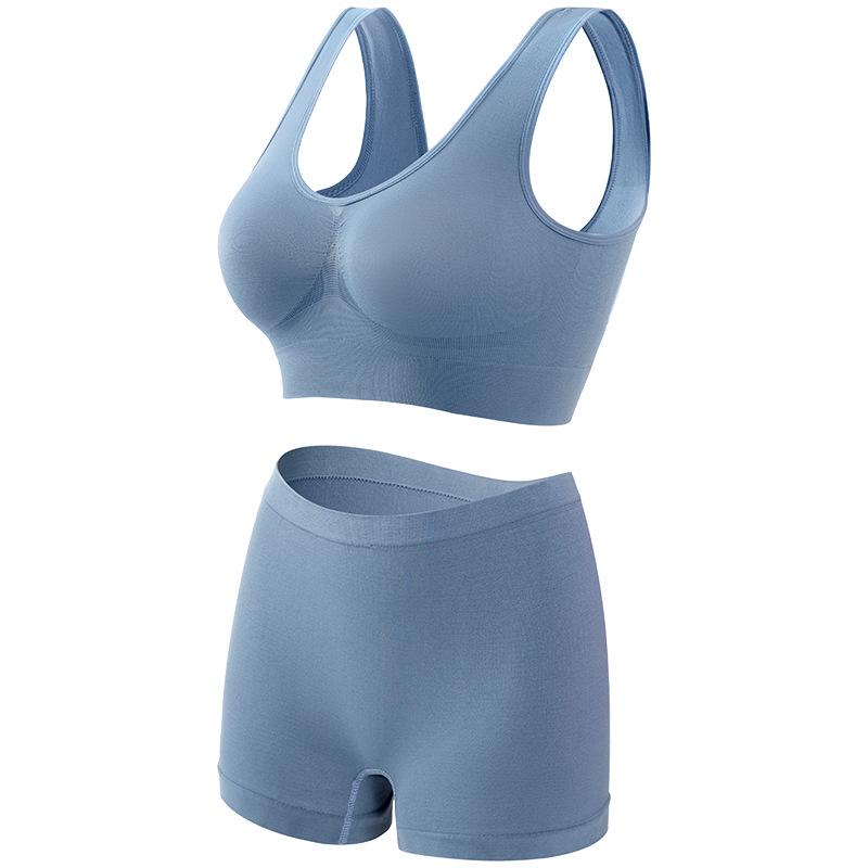 Plus Size Women's Wire-Free Sports Vest with Anti-Shock and Side Bust Control