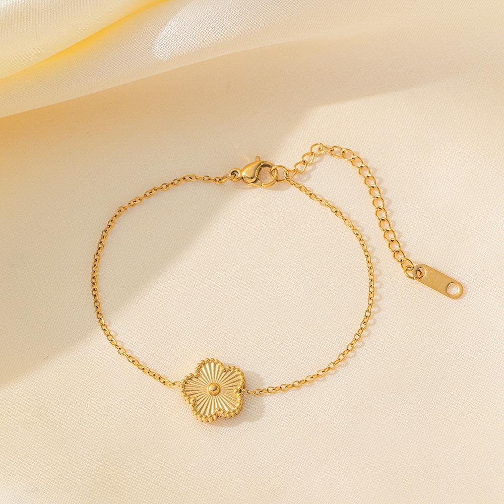 ALTERA Hot Selling Stainless Steel Luxury Five Leaf Flower Bracelets Gold Plated Clover Charm Bracelet Zircon for Women Gift