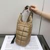 Quilted Water Bottle Holder Bag with Strap Water-resistant Carrier Bag Large Capacity Portable Crossbody Bag for Outdoor Sports