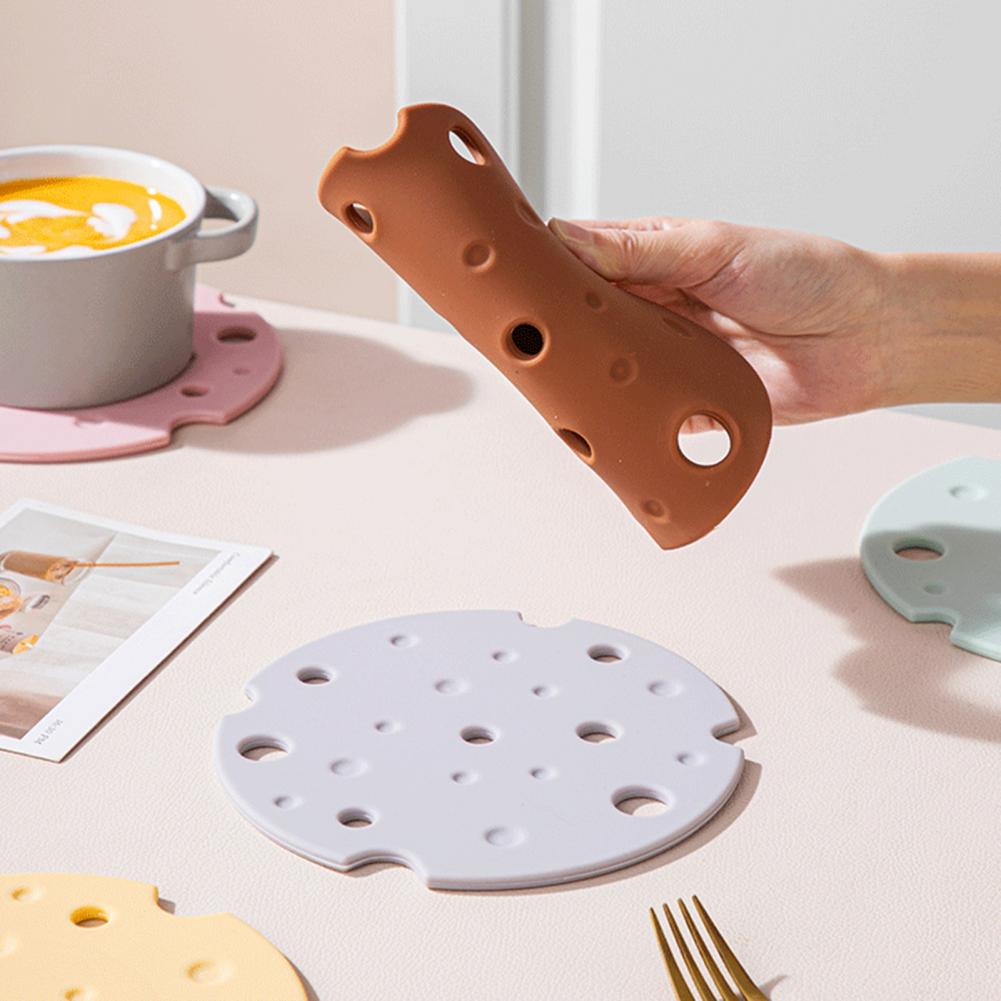 Heat Resistant Silicone Trivet Pad Cute Cheese Design NonSlip Hot Pot Mat Anti‑Scald Table Insulation Coaster For Kitchen Dining