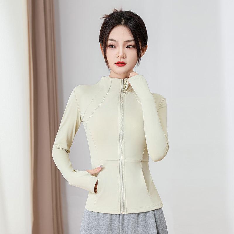 

Женский летний спортивный костюм 2024: Быстросохнущий костюм для бега и йоги с курткой XL (Bust & Waist)