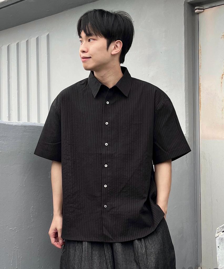 PRAIRIE Dobby Stripe Crop Short Sleeve Shirt (Black)