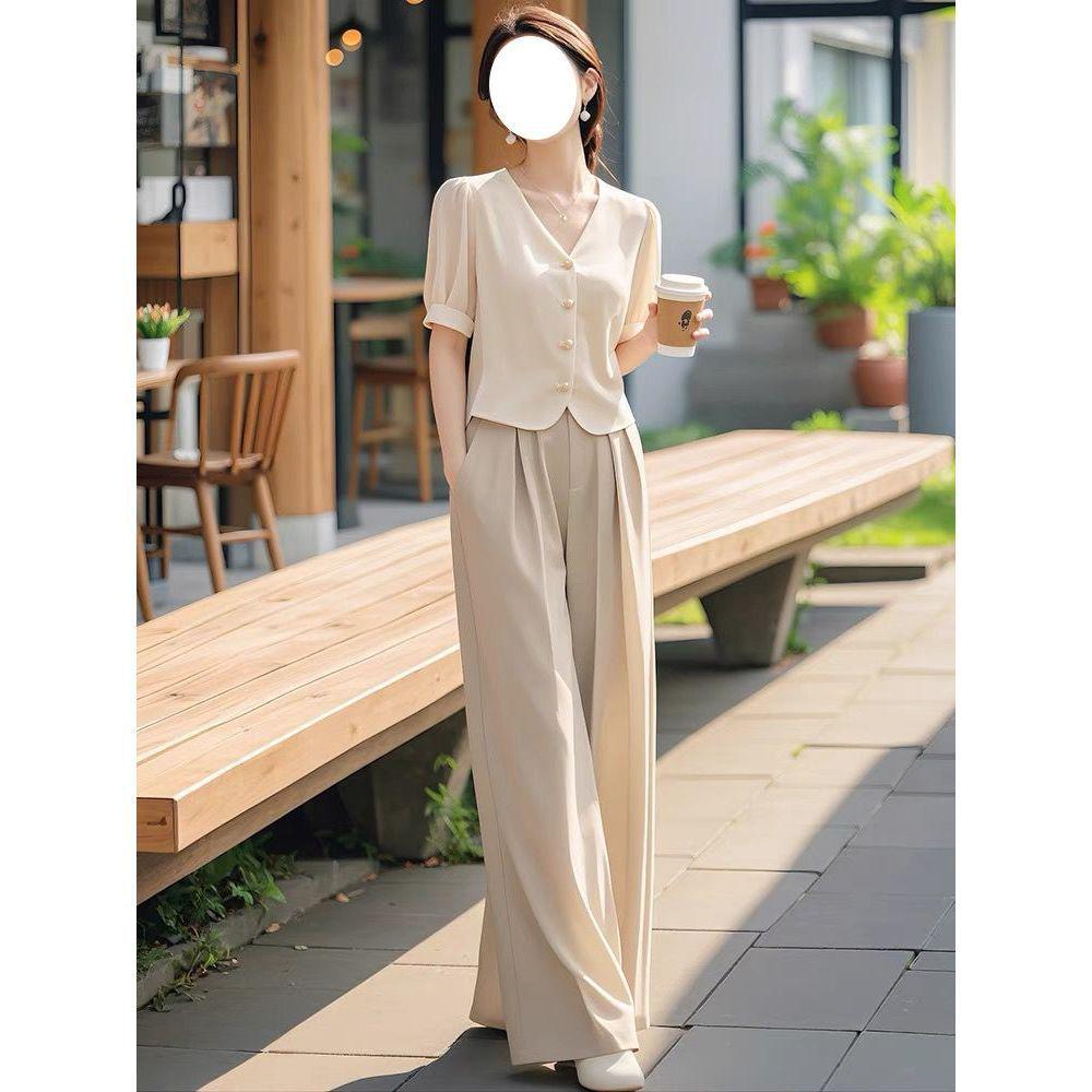 Early Autumn Elegant Women's Two-Piece Set: Sophisticated High-End Fashion for the Socialite