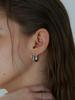 The Part Of [Silver 925] Bold Sq Earrings (Two Colors)