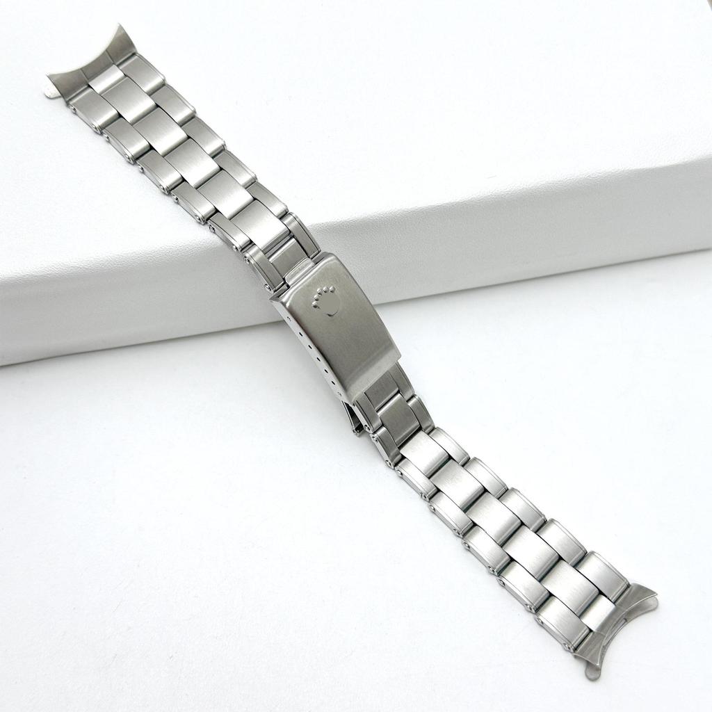 Stainless Steel Vintage-Style Rivet Watch Band for Rolex Air King with Three-Link Design and Turtleback Folding Clasp, 19mm.