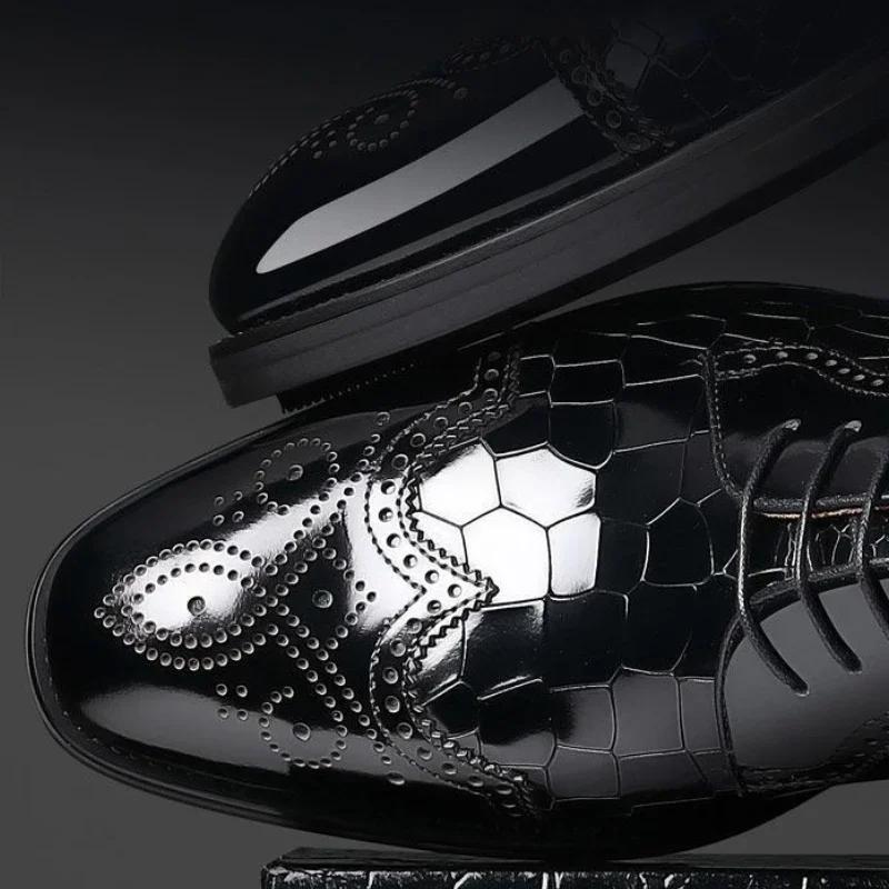Fashion Men Oxfords Shoes High Quality Pointed Wedding Shoes for Men Luxury Brogue Dress Shoes Office Gentleman Man Flats 38-48