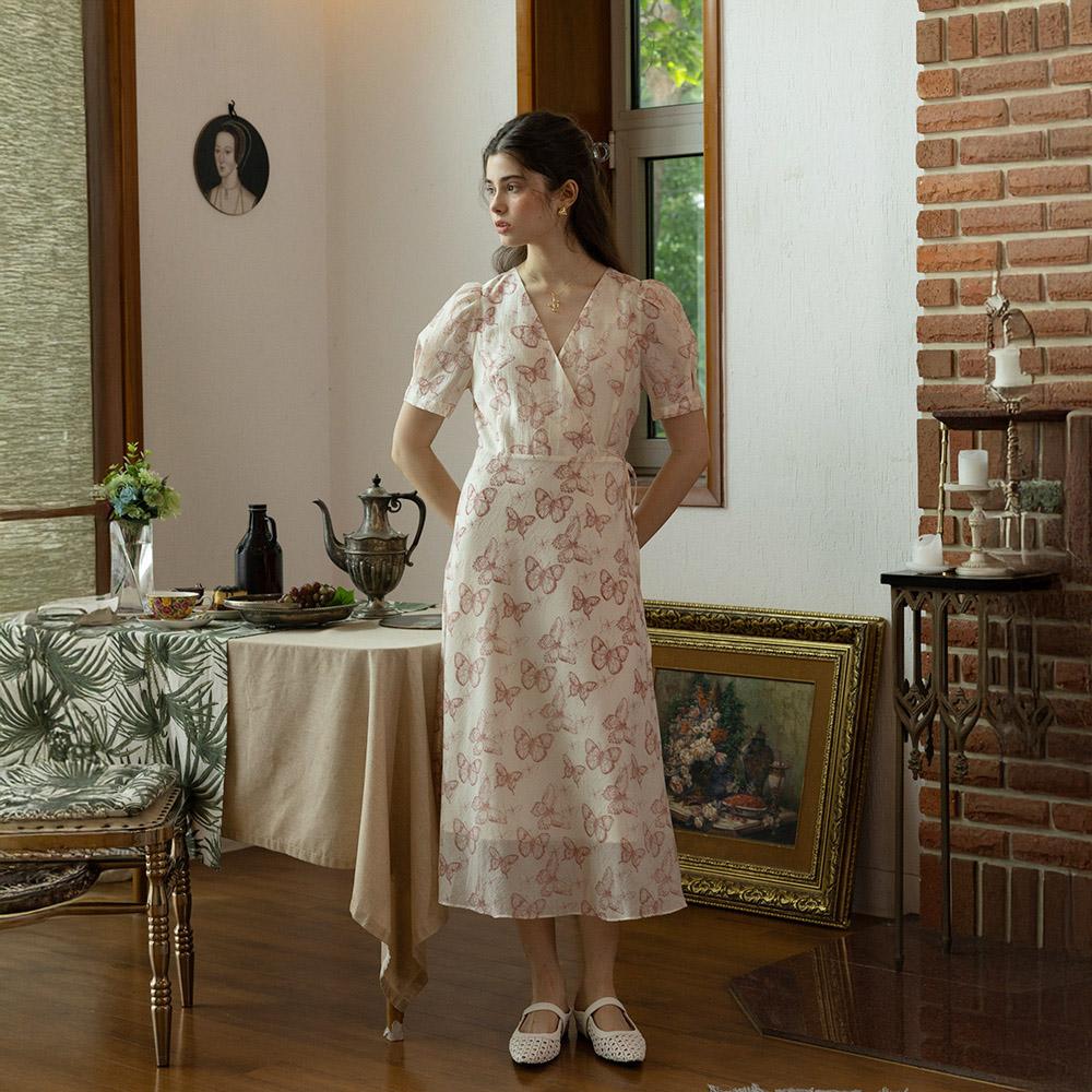 Peulaudeumali Pm_Classical Butterfly Dress_Ivory