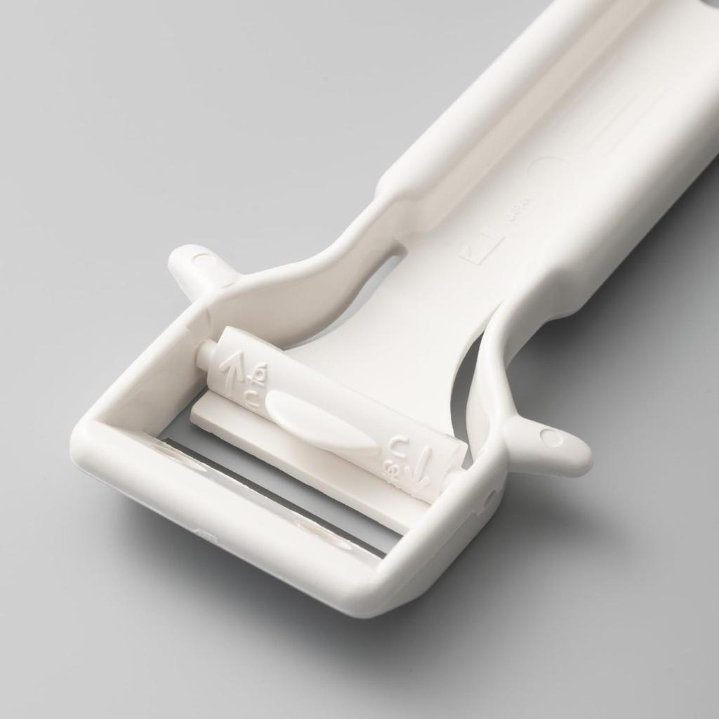 KAI Peeler DH8012 Japanese Kitchen Vegetable Fruit Peeler for Thick and Thin Peeling Adjustable Stainless Steel Blade Made in Japan