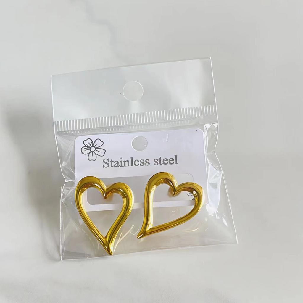 18K Gold Plated Stainless steel Waterproof Heart Stud Earrings, Bold Vintage Chunky Jewelry for Women