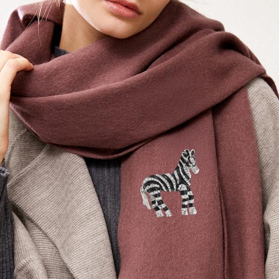 Brooch Pin Sparkling Rhinestones Inlaid Horse Design Brooch Retro Style Lapel Badge Fashion Accessories