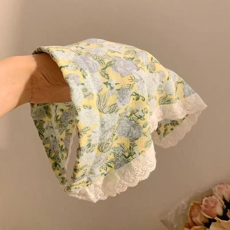Idyllic lace headband new blast furnace top triangle scarf headband French retro plaid sweet and cute headscarf