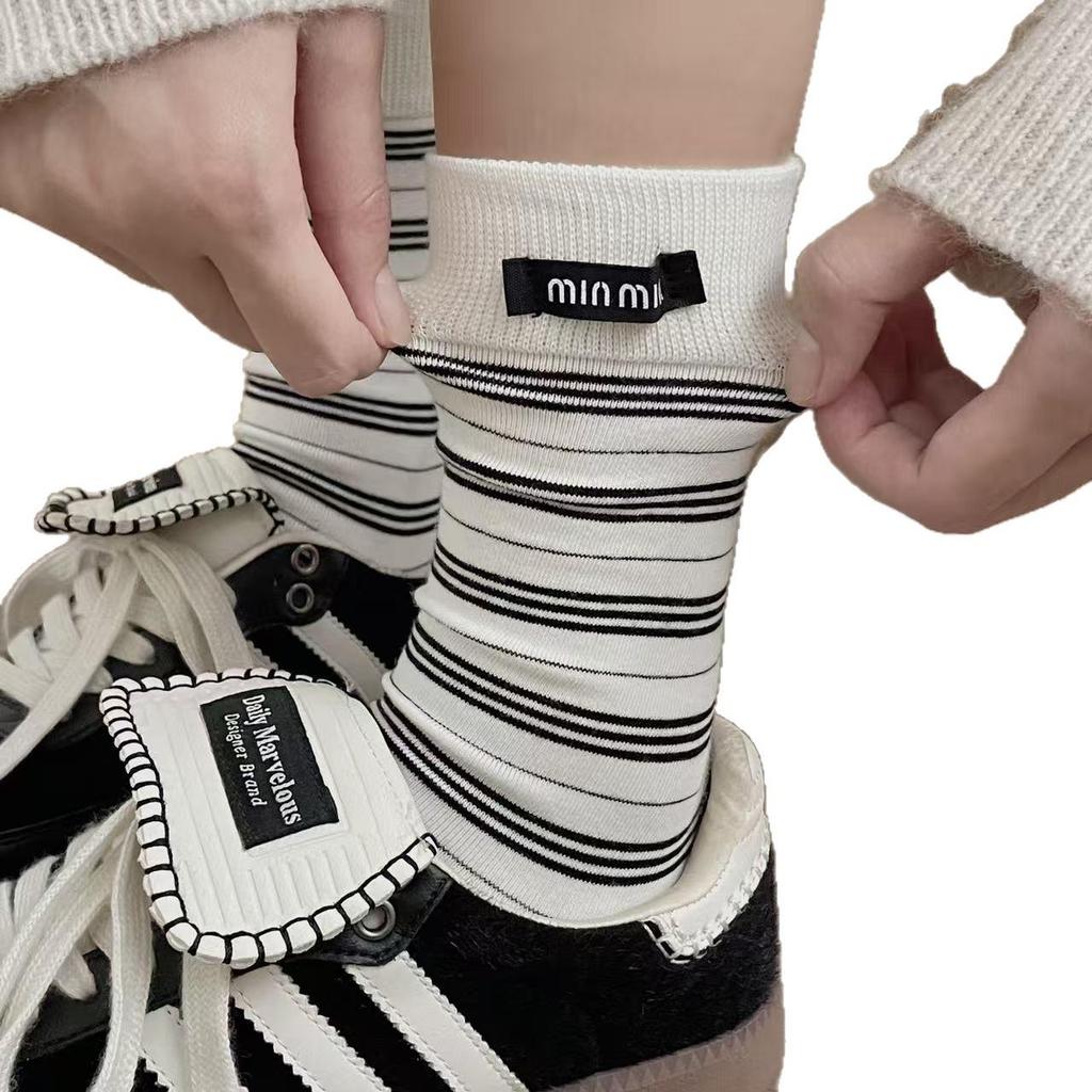 Damskie skarpety do połowy łydki w stylu retro w paski - Color-block, styl koreański, casualowe, opadające