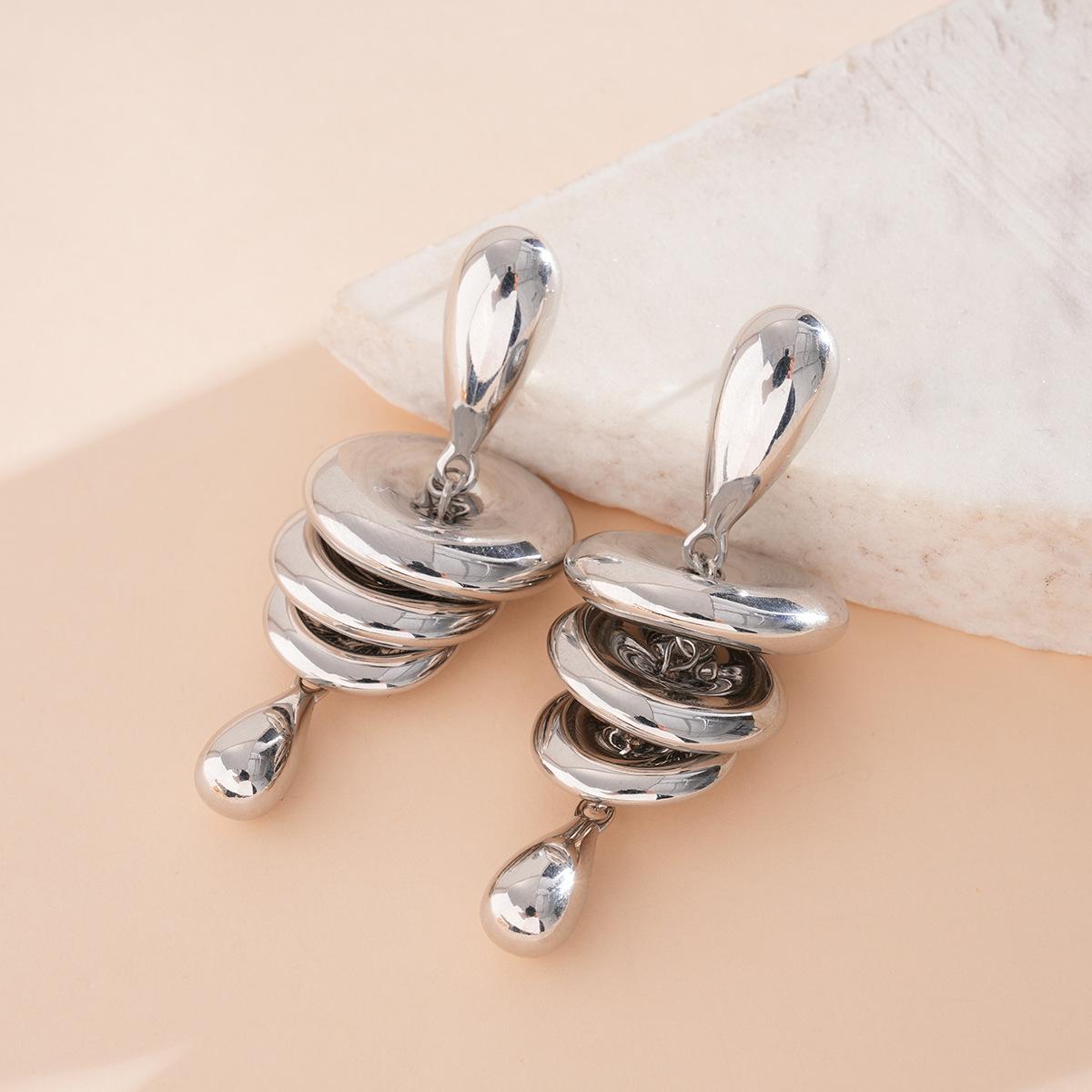 

Exaggerated round water drop tassel silver needle stud earrings niche earrings