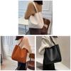 Retro Chic Large Capacity Single Shoulder Water Bucket Bag For Office And Casual