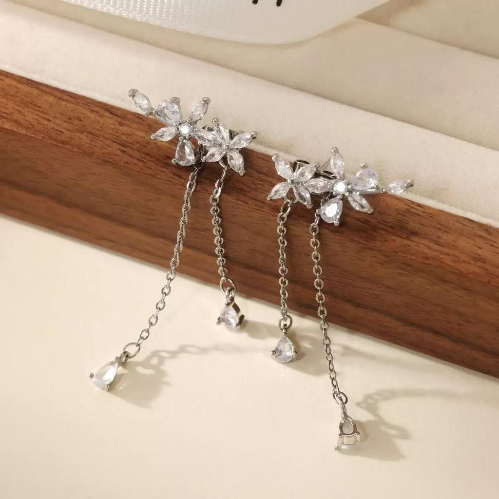 Super fairy temperament explosive earrings, niche design fringed earrings, Korean light luxury style small fresh flower earrings