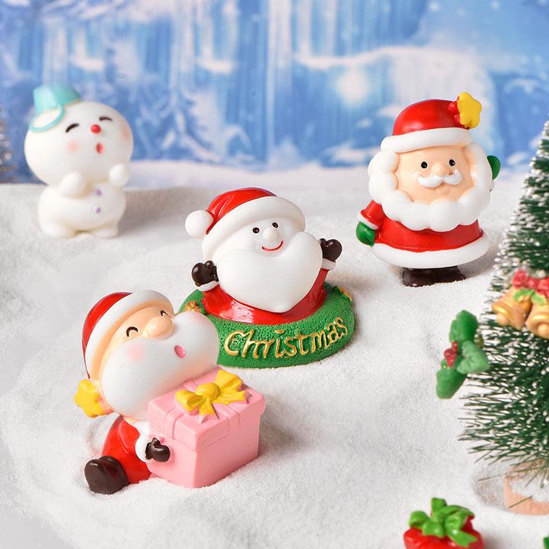 Christmas Cartoon Resin Santa & Snowman Couple Micro Landscape Ornaments