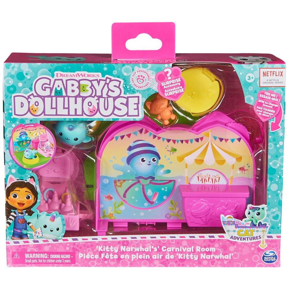 DREAMWORKS La Casa delle Bambole di Gabby Stanza del Carnevale Playset con Figura Narvalo Gatto Figure Giocattolo Giocattoli Sorpresa e Mobili per Casa delle Bambole per Bambini dai 3 Anni in Su