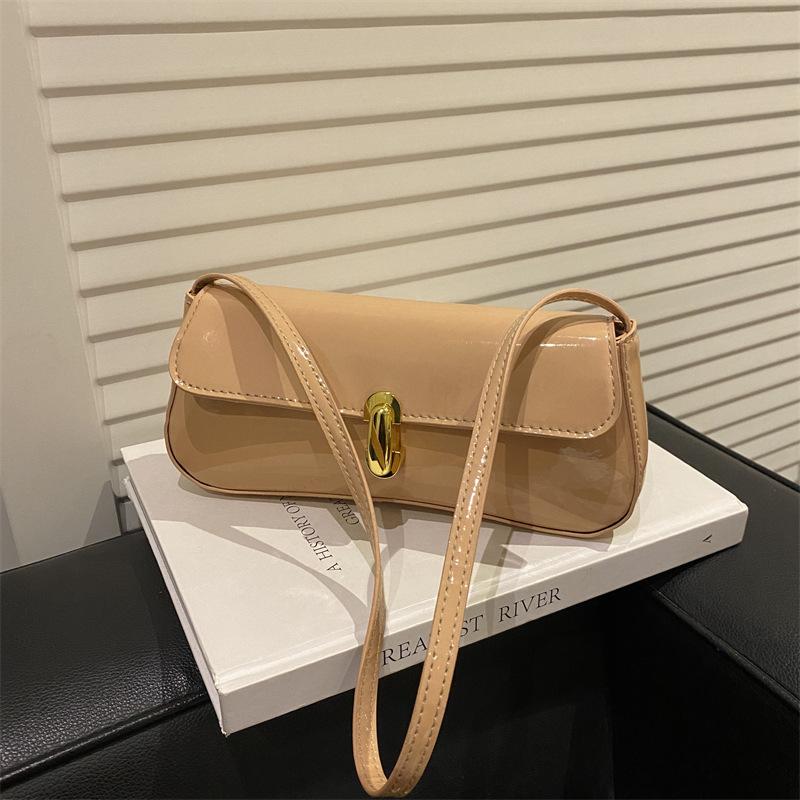 Niche High-end Baguette Bag 2 Spring and Summer New Versatile Underarm Bag Simple Shoulder Women's Bag