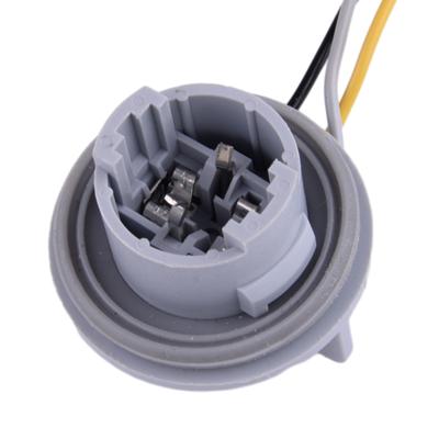 Akcesoria do elektroniki samochodowej – Kable, adaptery, gniazda