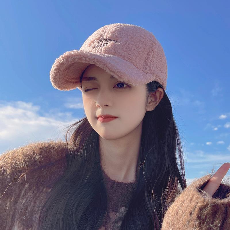 Autumn and Winter Style Fashionable  Casual and Versatile Warm and Cold Proof Thickened Baseball Cap Plush Comfortable Women's Style