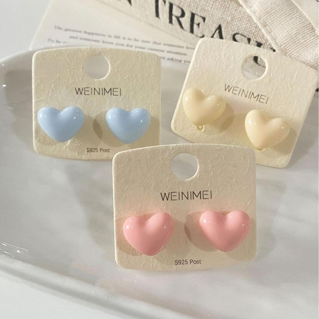 Sweet Dopamine Colorful Heart Stud Earrings: Elegant, Simple, Versatile Accessory for Ladies