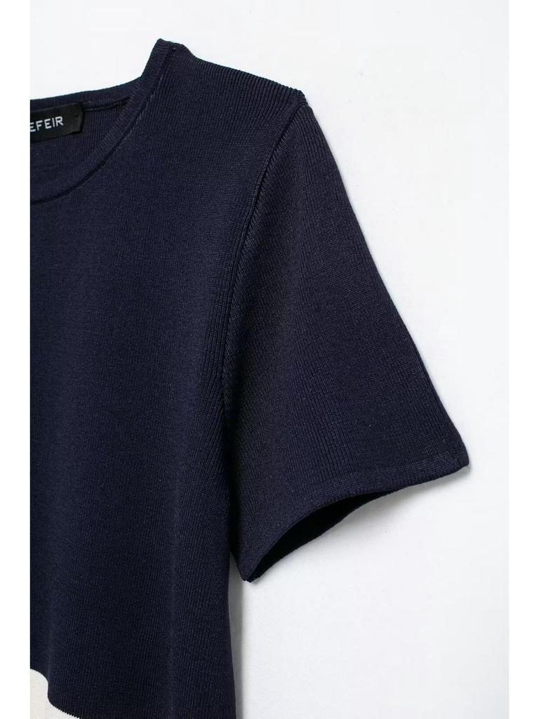 Autumn New Arrivals: Women's European and American Street Fashion Striped Knitted Short Dress