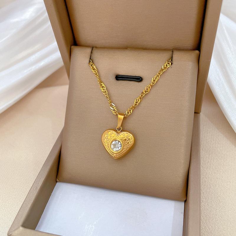 Love Design Sense Temperament Personality Minimalist Furnace Real Gold Female Collarbone Necklace