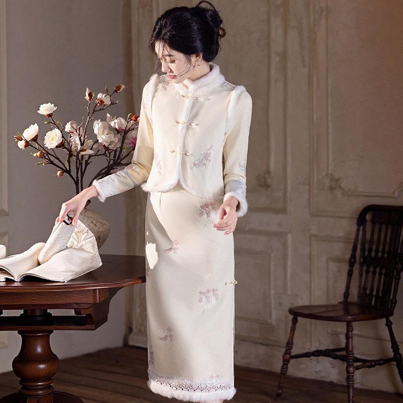 Womens Winter Long Sleeve Qipao Vest Set Retro Style Thickened Warm Outfit Daily Wear