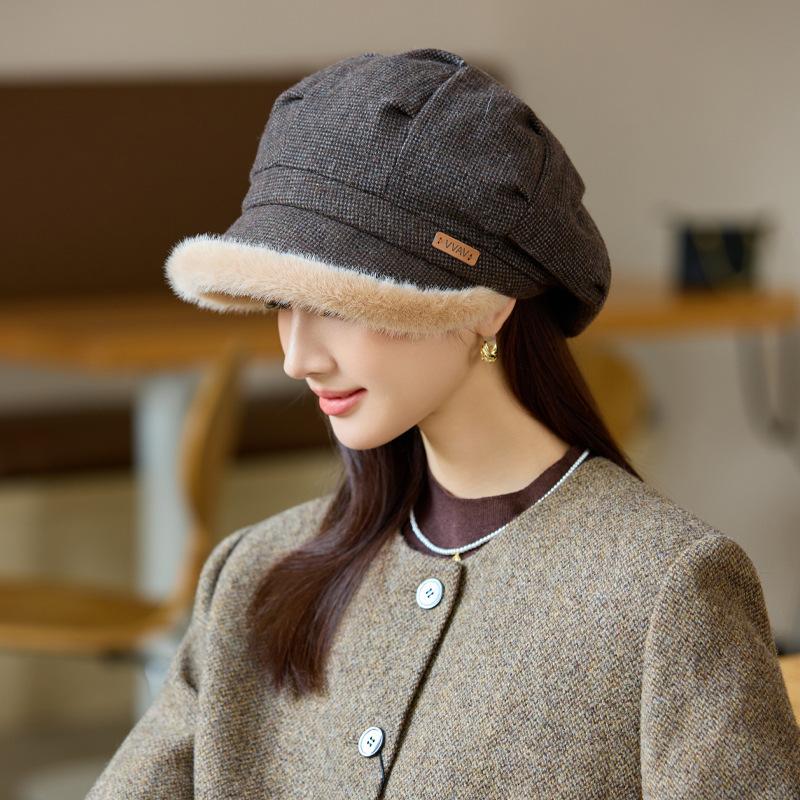 Autumn and Winter Women's Plaid Beret Casual Cold and Warm Windproof Velvet Thickened Octagonal Hat