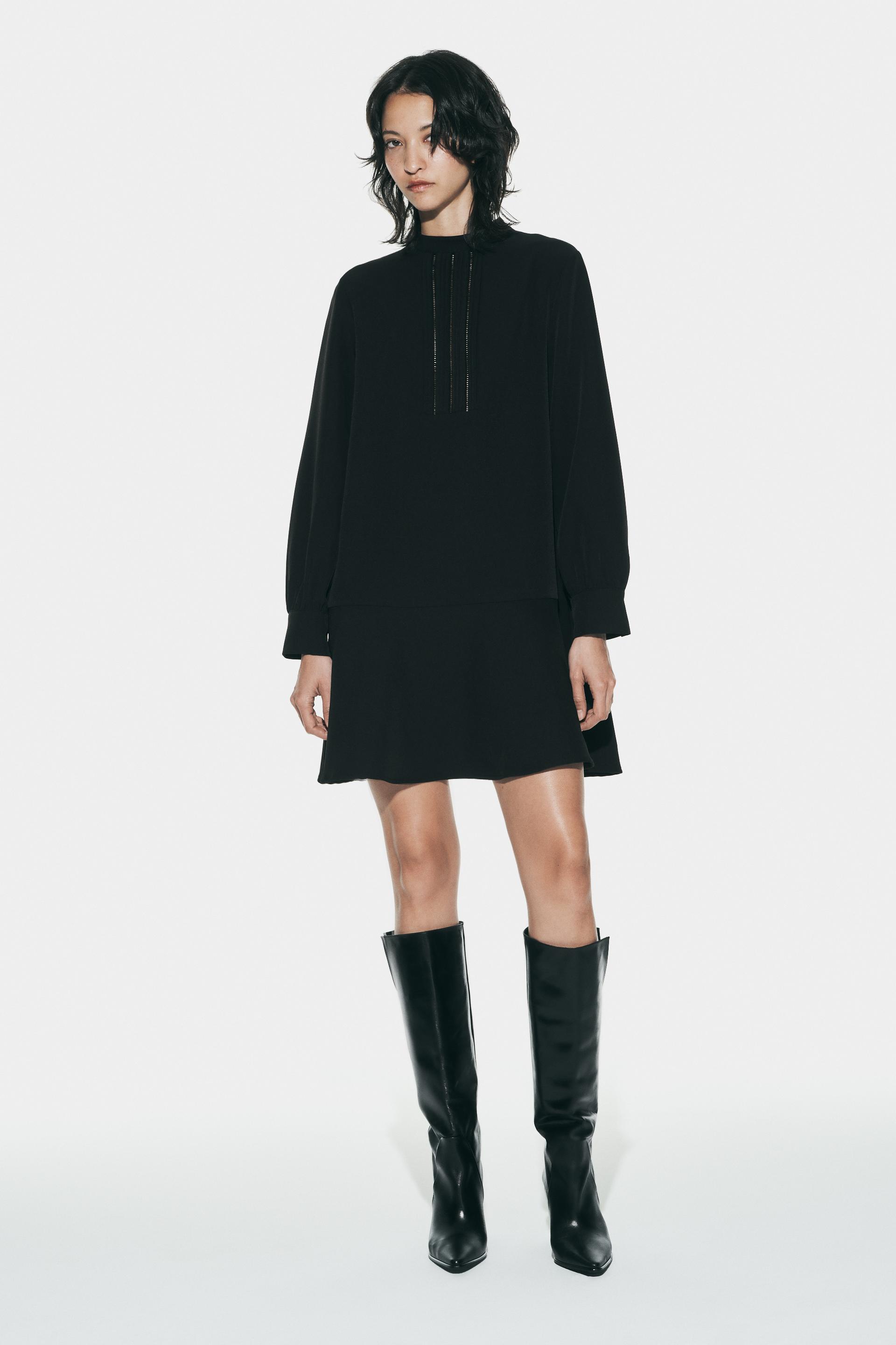 

PINTUCKED DRESS WITH LACE TRIMS