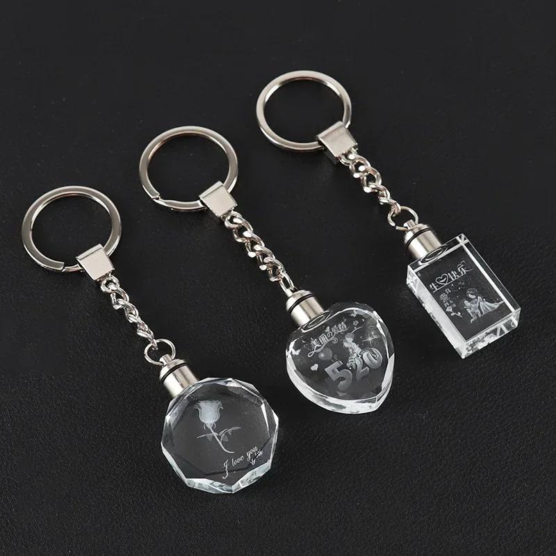 1PCS Free Personalized Gift Glow Keychain Gift with LED Light Love Family Holiday Commemorative Pendant Photo Keyring