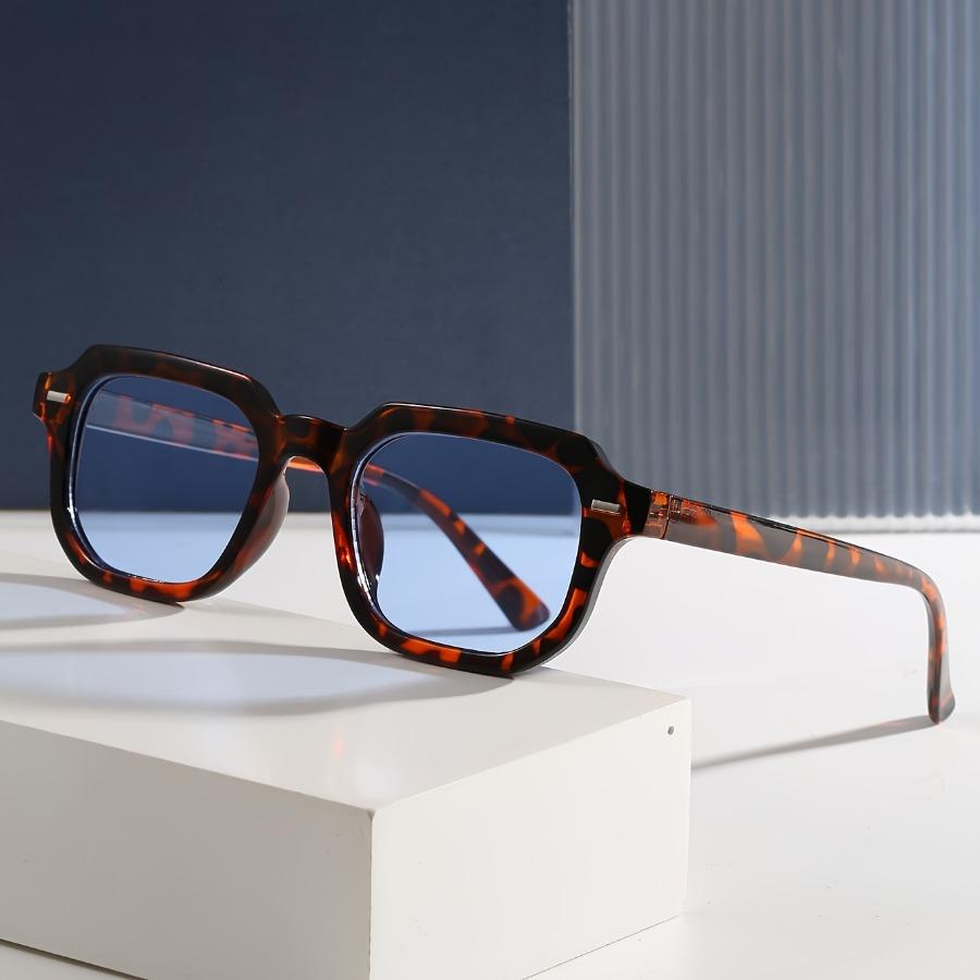 1 Pair of Square Fashion Glasses, European and American Ins Style Vintage Street Snap Daily Wear Glasses