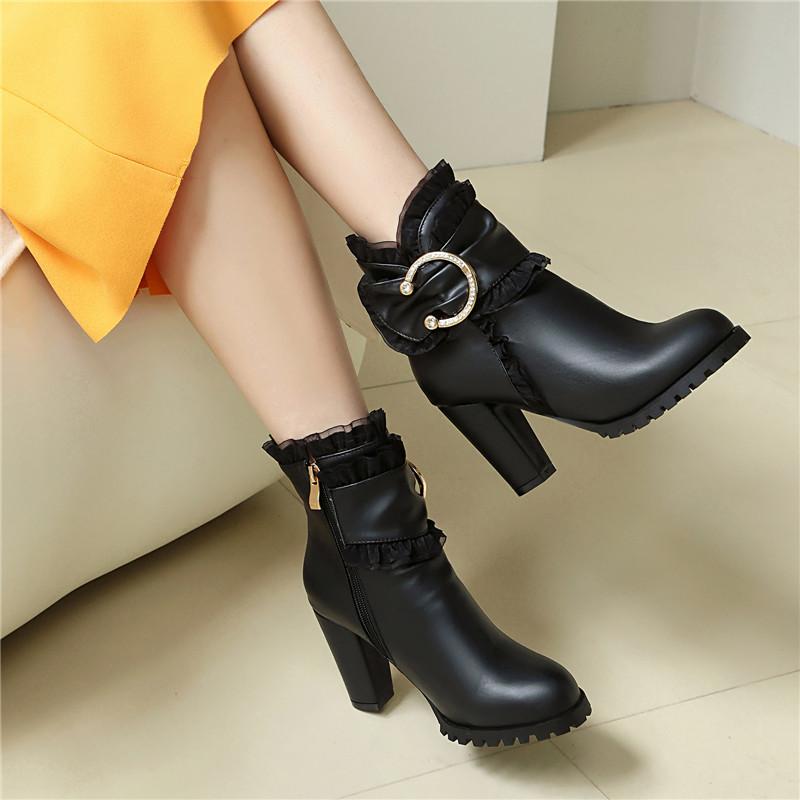 Women's High-heeled Short Boots Autumn and Winter New Waterproof Table Thick-heeled Large-size Roman Short Boots