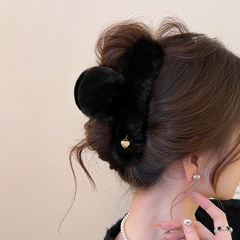 Plush Hair Clip Autumn Winter Woman Hair Accessories Large Shark Clips  Girls Headwear Korean Female Headdress