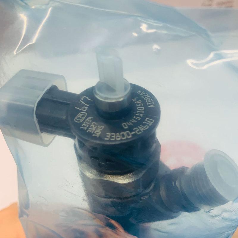 0445110589 DIESEL FUEL INJECTOR 33800-2A610 For HYUNDAI ACCENT KIA CARENS 1.7 CRDi 0445110588 33800-2A650