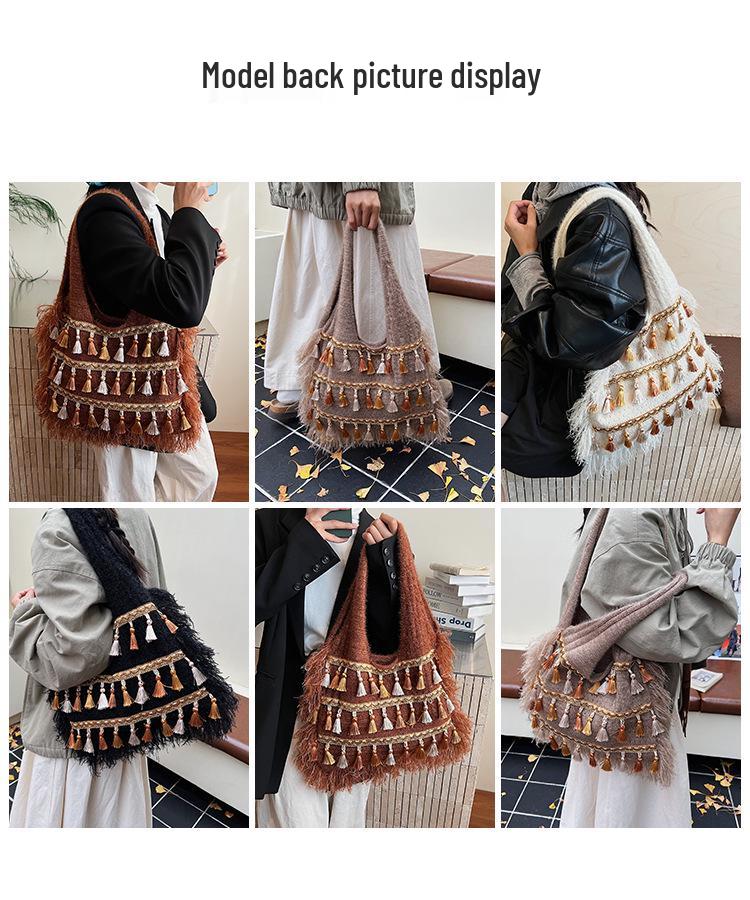 Ethnic Tassel Small Square Bag: Versatile, Large-Capacity Women's Shoulder Bag for Simple Vacation Style