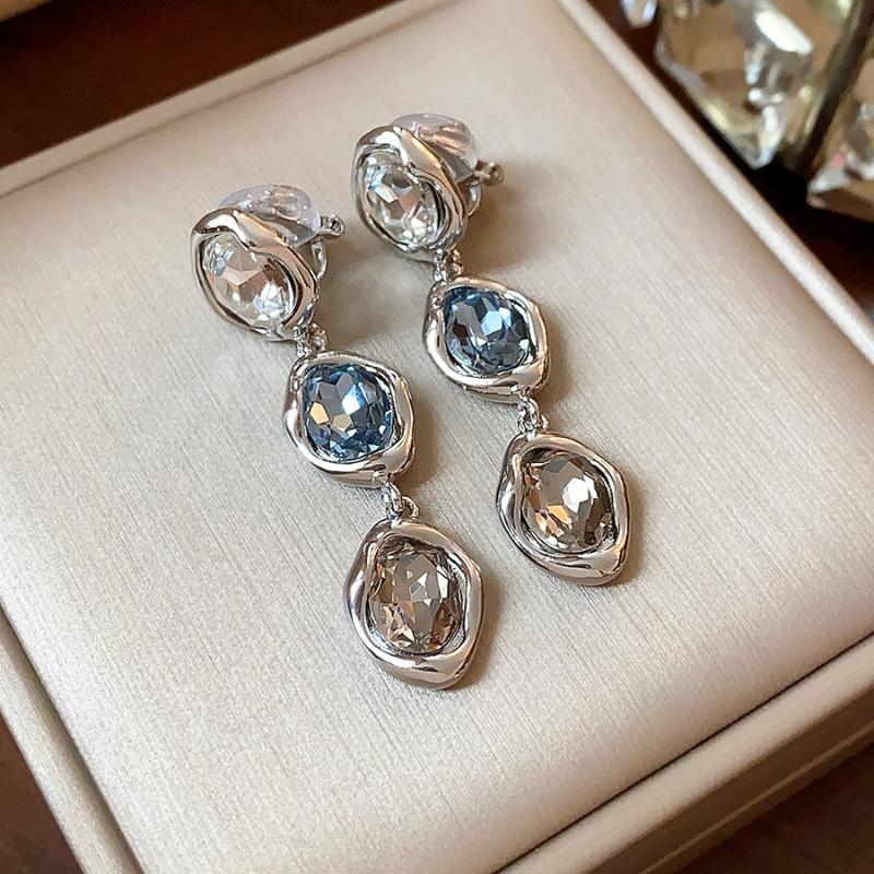 

K real gold electroplated diamond-set oval ear clips women s antique earrings without ear piercings light luxury high-end exquisite earrings