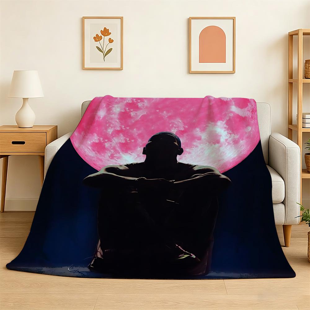 Hot New Chris Brown Rapper Throw 240g Flannel Blanket Lightweight Soft Skin-friendly Summer Thin Throw Blanket 75X95CM