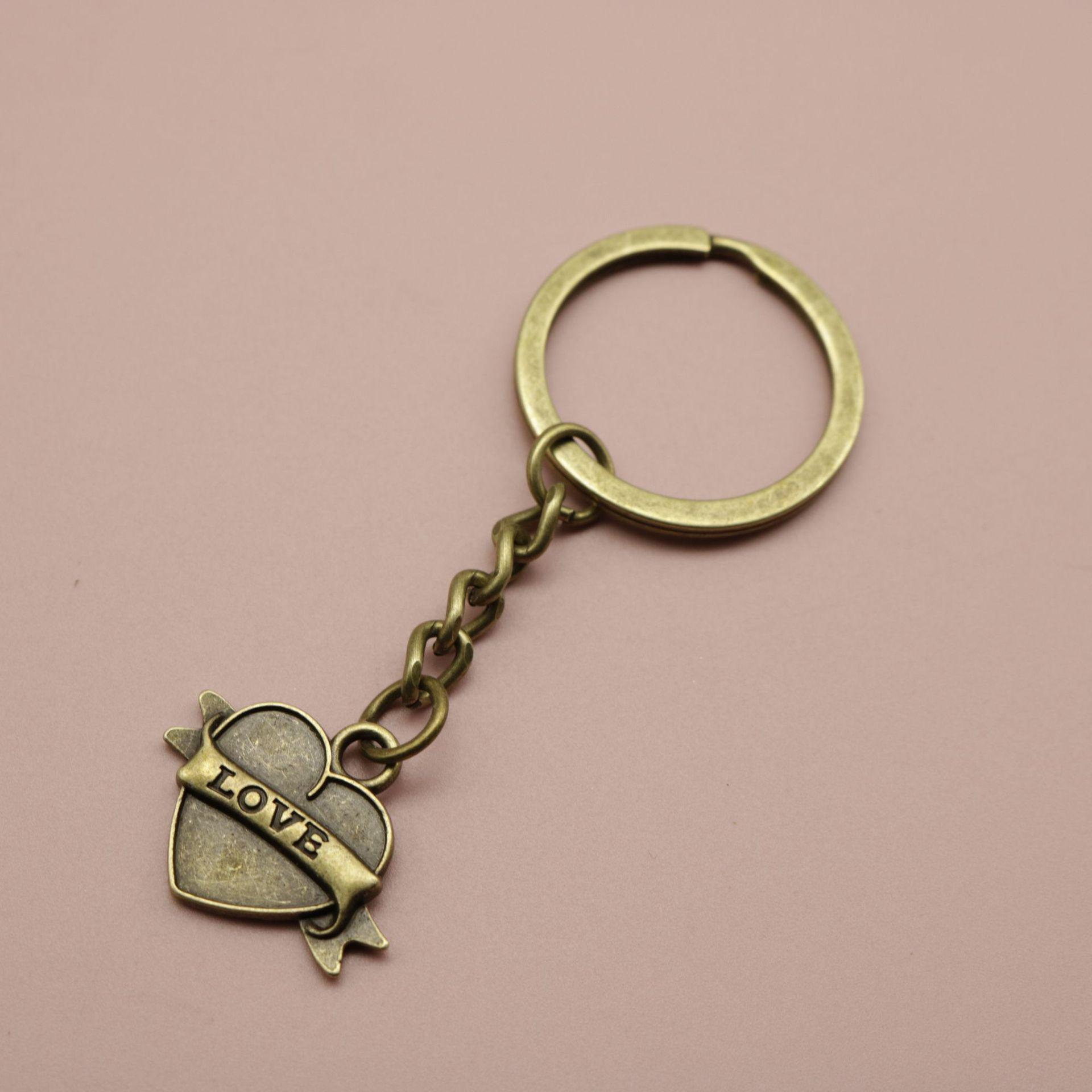 Temu Xiyin Suyu: Popular Heart-Shaped Keychain Pendant